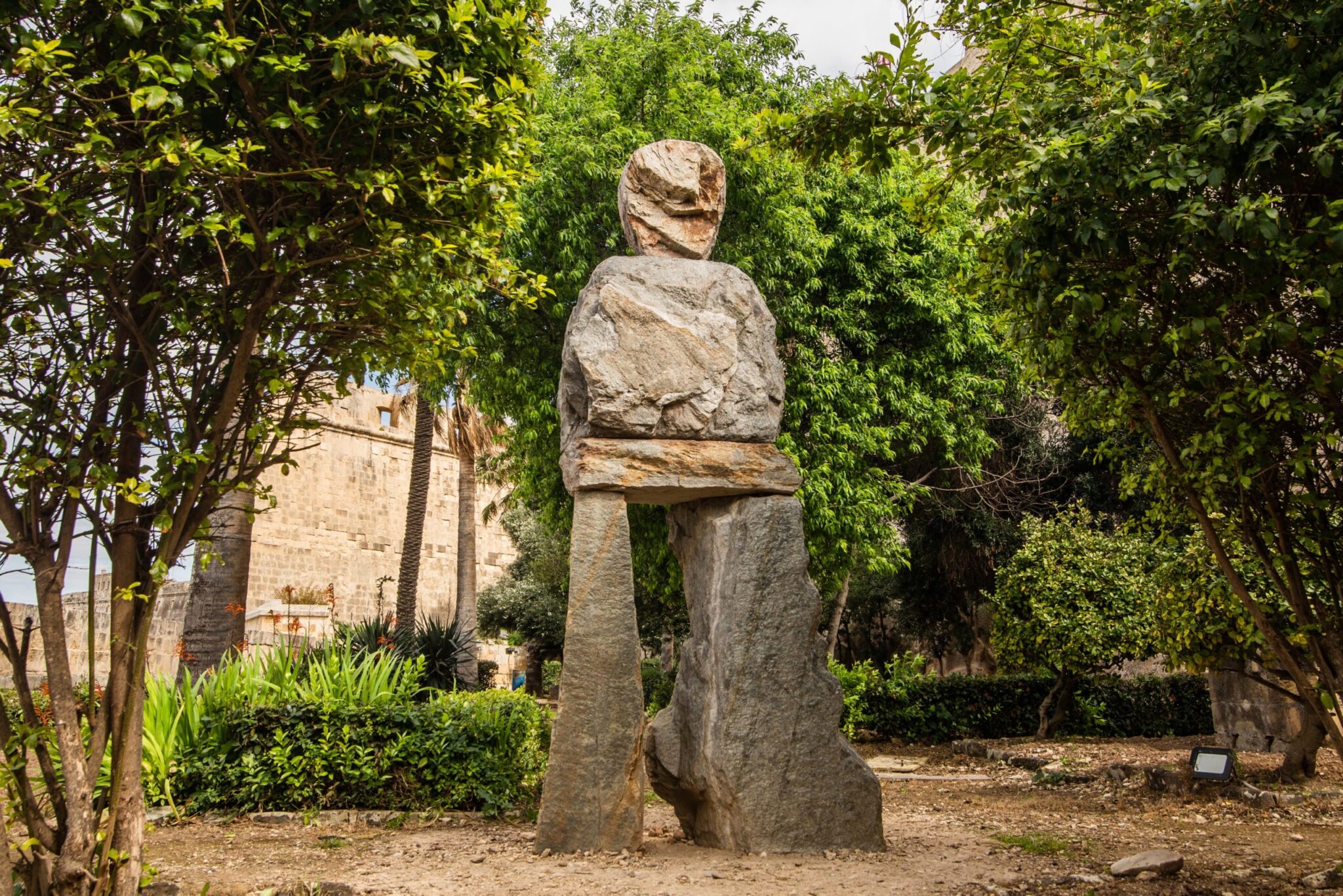 the radiant, an ode to the universality of Art MICAS