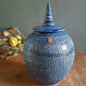 Pagoda Pot